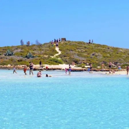 Enjoy A Holiday Of A Lifetime Renting Your Own 5 Star Private In At The Best Rate 1306 *