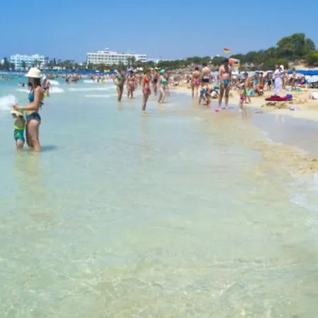 Villa Enjoy A Holiday Of A Lifetime Renting Your Own 5 Star Private In At The Best Rate 1306 Paralimni