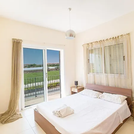 Enjoy A Holiday Of A Lifetime Renting Your Own 5 Star Private In At The Best Rate 1306 Paralimni